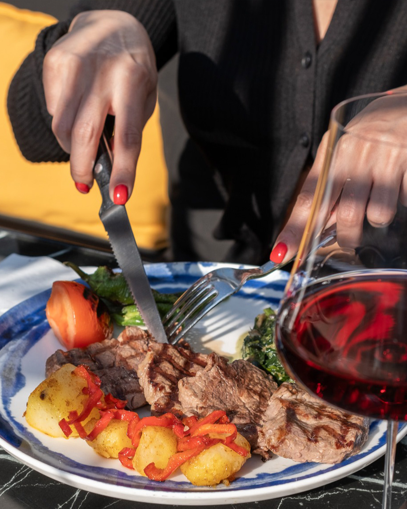 Moya Wine & Dine